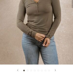 Neuflora Anchorage top in Sage